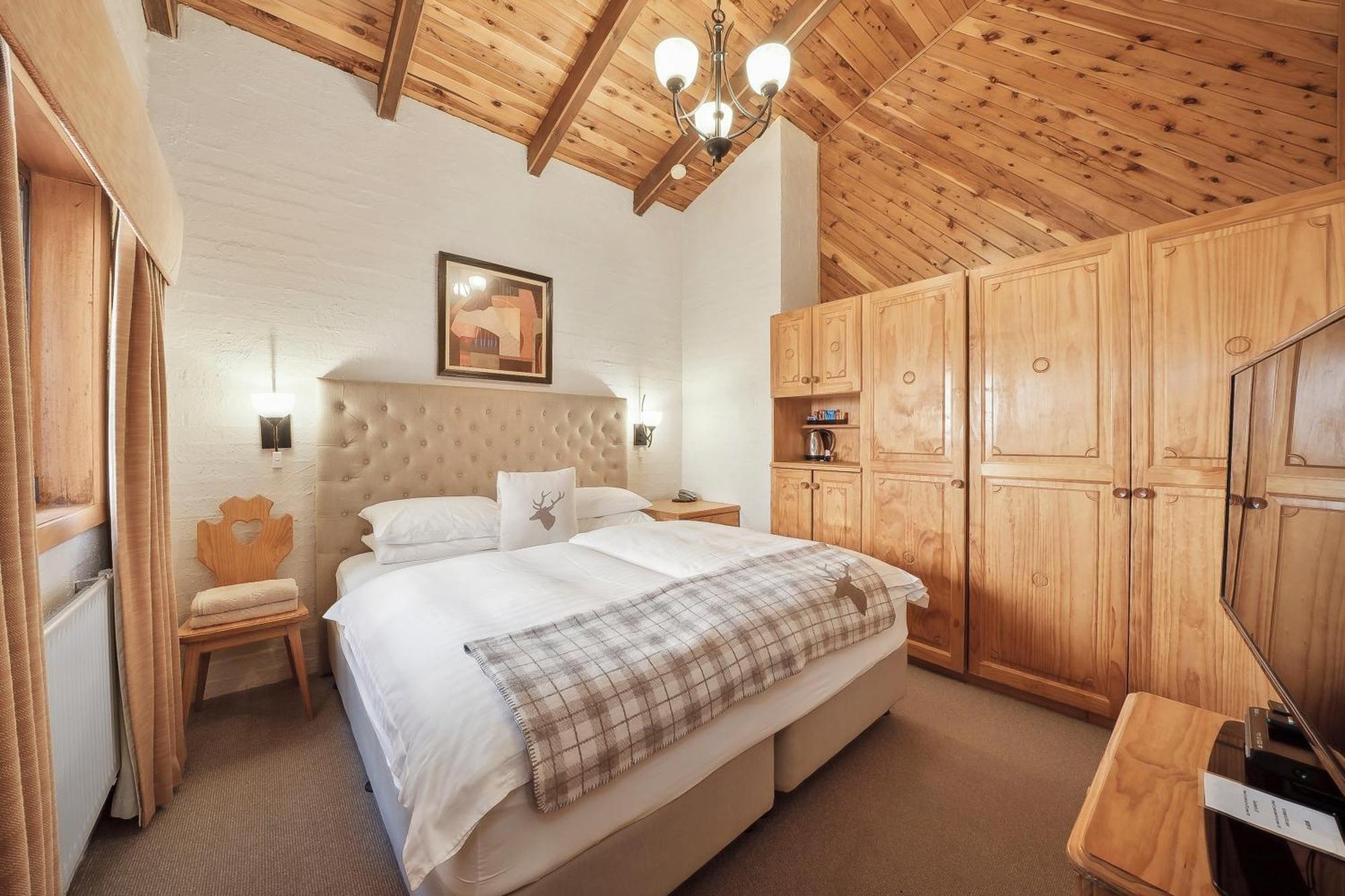 Hotel Pension Grimus เมาต์บุลเลอร์ ภายนอก รูปภาพ